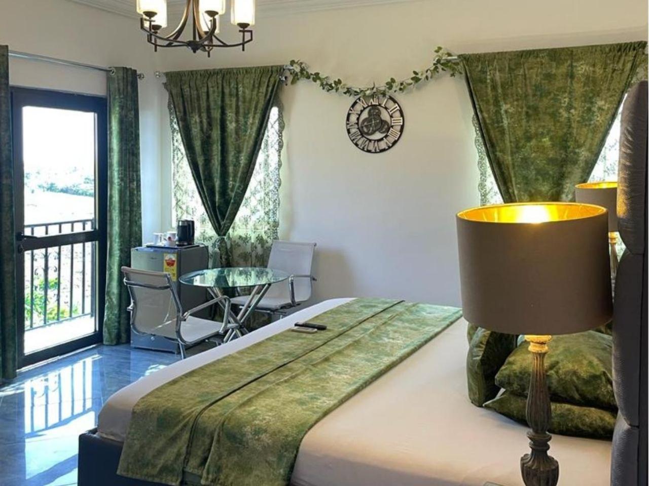 Perriman Hotel Kokrobite Bagian luar foto